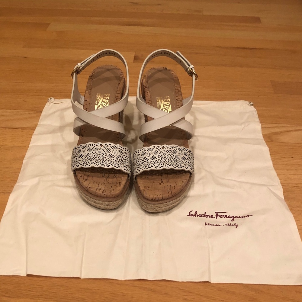Salvatore Ferragamo Sandals size 9